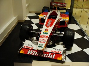 Alex Zanardi's Williams Formula 1 car, the FW21, on Fleet Street by Ben Sutherland, on Flickr